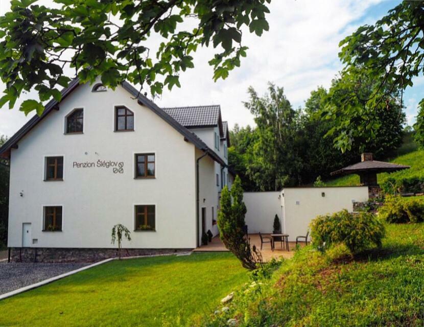 Penzion Sleglov Exterior foto